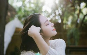 夫妻因过往矛盾产生隔阂，该怎么处理这个问题？
