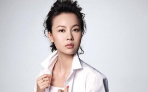 异地恋女友态度矛盾，我该怎么解决这个难题？
