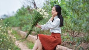 女友和前任还有联系，我苦恼不已，该怎么消除这种烦恼？