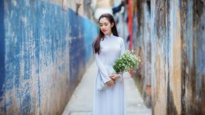 婚后喜欢上别的女孩，我该如何走出这种纠结困境？