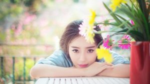 闪婚老公为孩子频繁见前妻，我该想什么办法应对？
